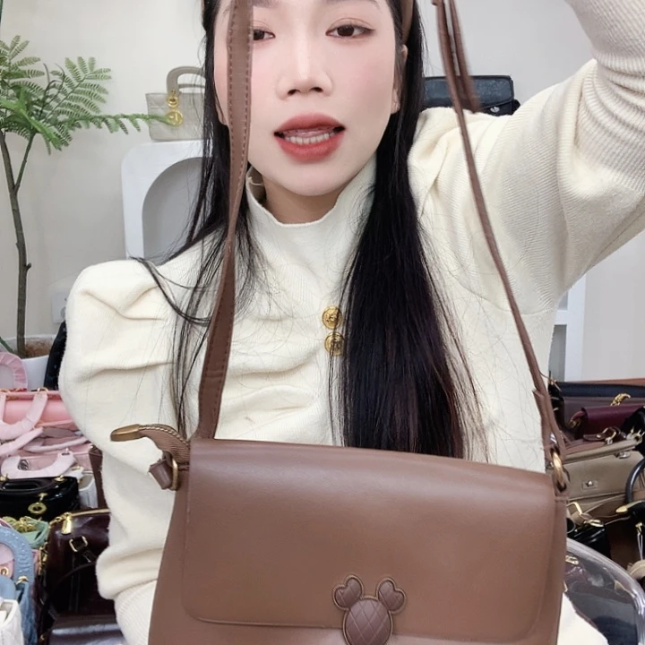小牛皮（革）牛剖层皮革牛皮（革）