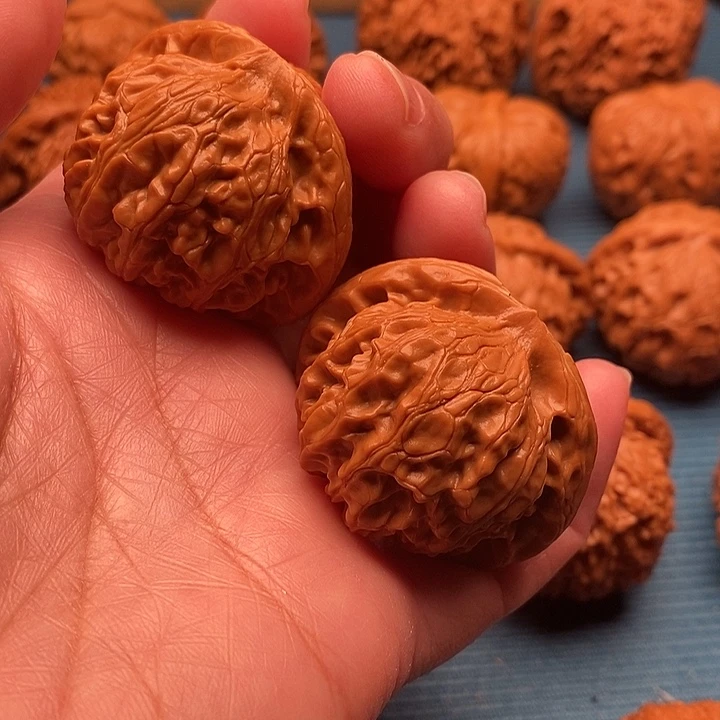 宫灯42尺已打底//