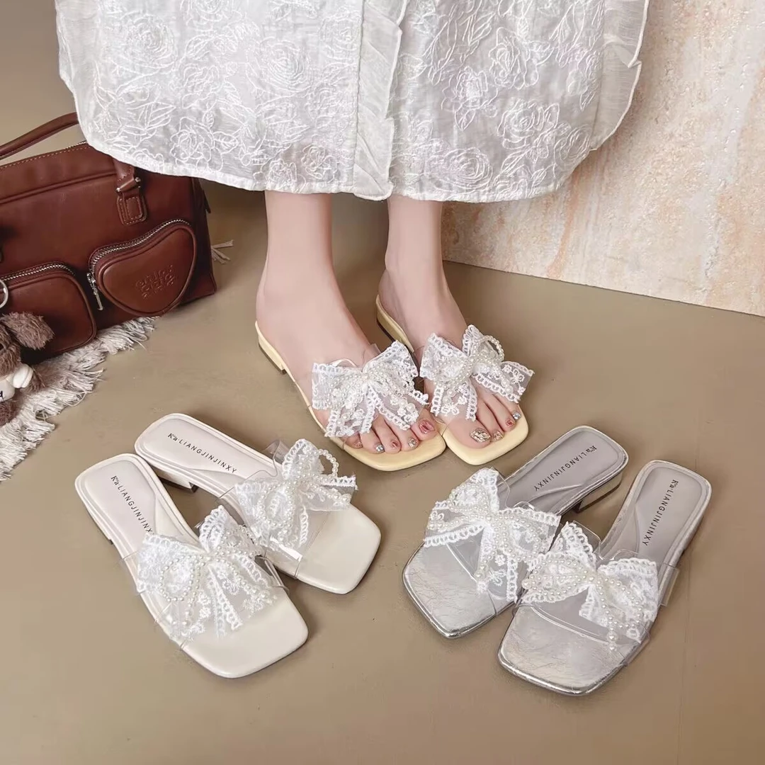 66-65夏季2025女凉鞋粗跟一字扣凉鞋蝴蝶结百搭配裙子珍珠拖鞋