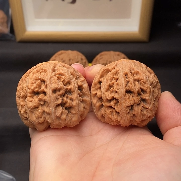 桃核吊坠大粗筋修