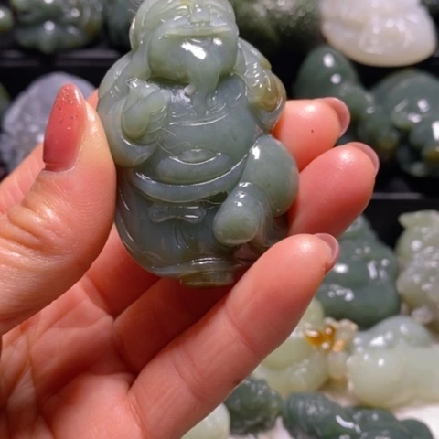 颈饰未镶嵌和田玉（糖玉）用**生