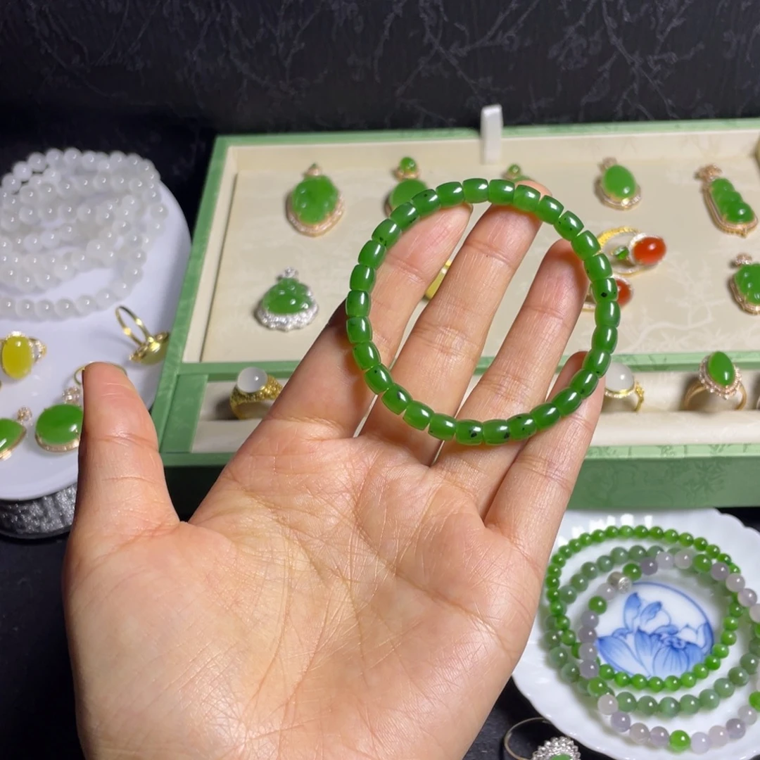 和田玉未镶嵌手串