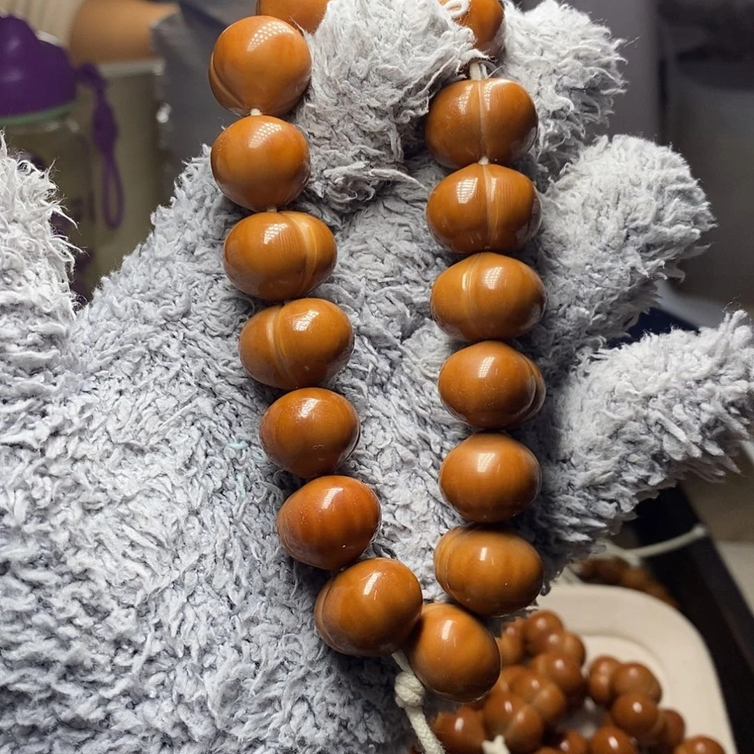 白***薇猴头核桃吊坠全品大柯基屁桃手持