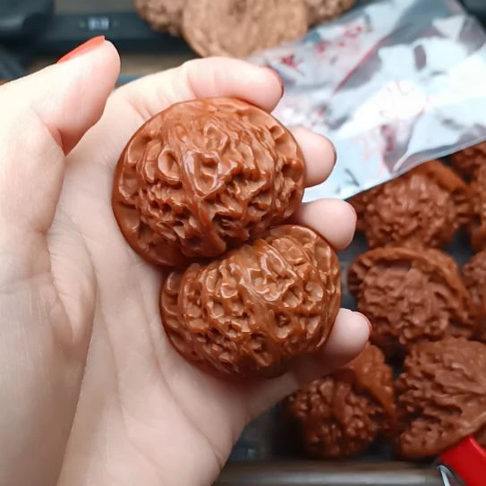核桃宫灯狮子头宫灯