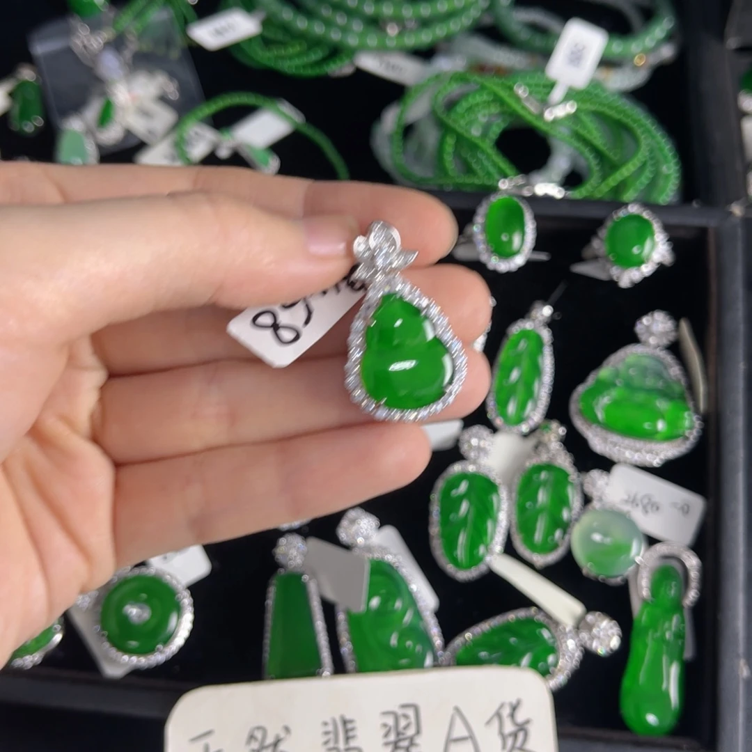 翡翠银S925镶嵌戒指葫芦吊坠