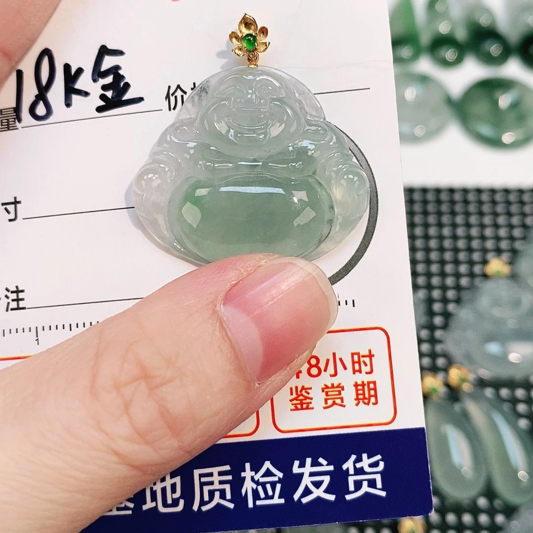 翡翠颈饰18K金镶嵌吊坠