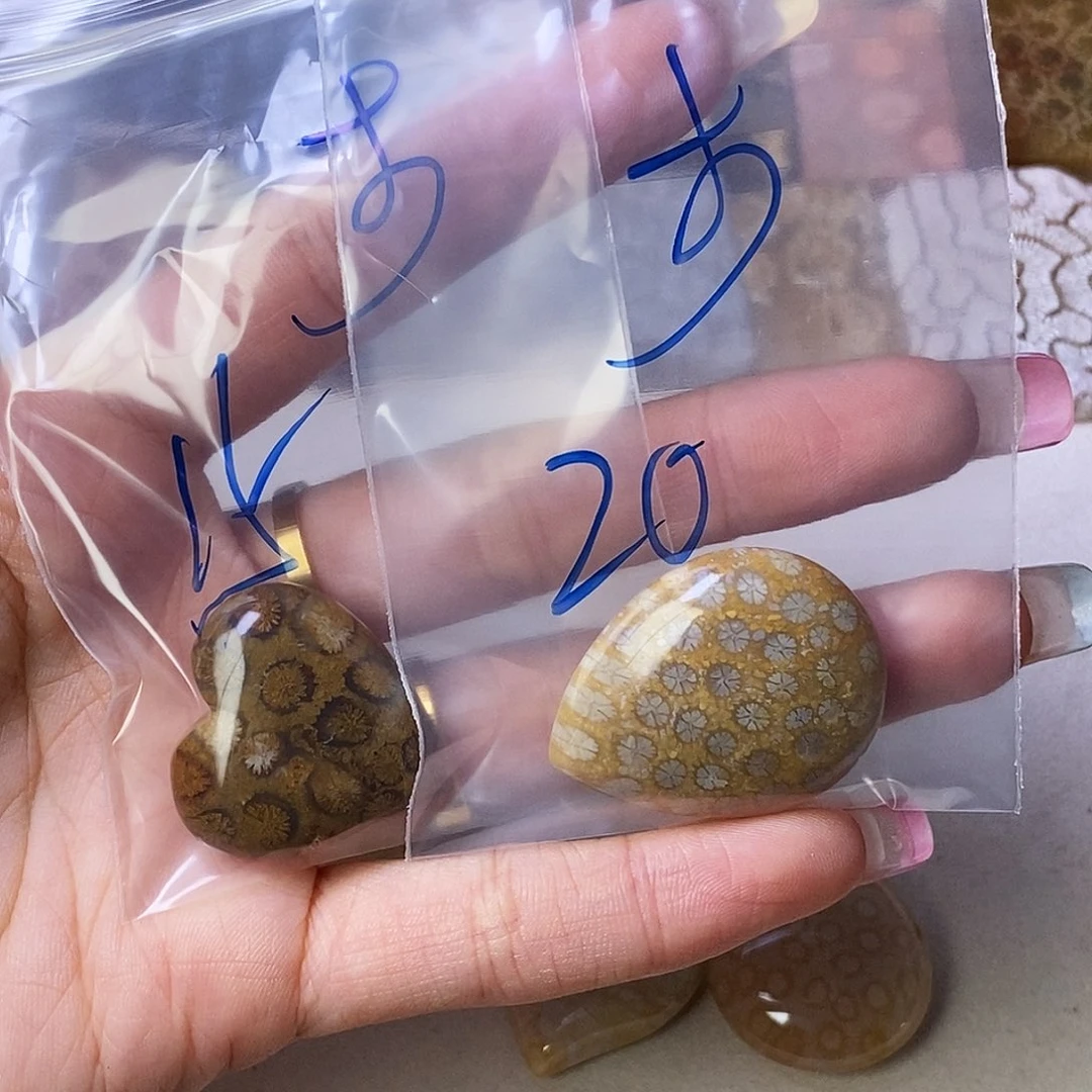 硅化玉颈饰合金嬼*