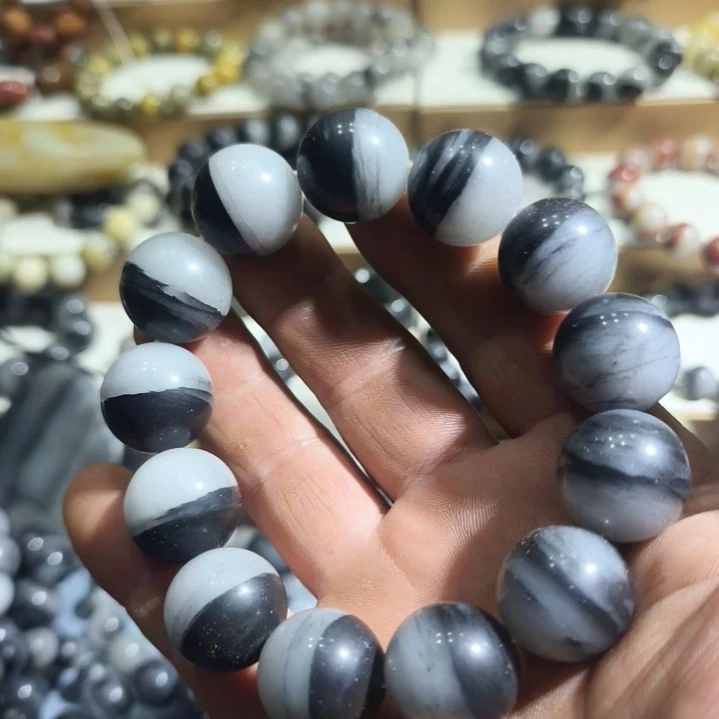 石英岩玉手链未镶嵌