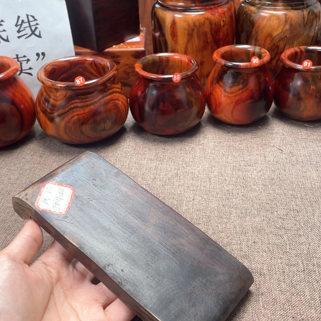 交趾黄檀（大红酸枝）底座