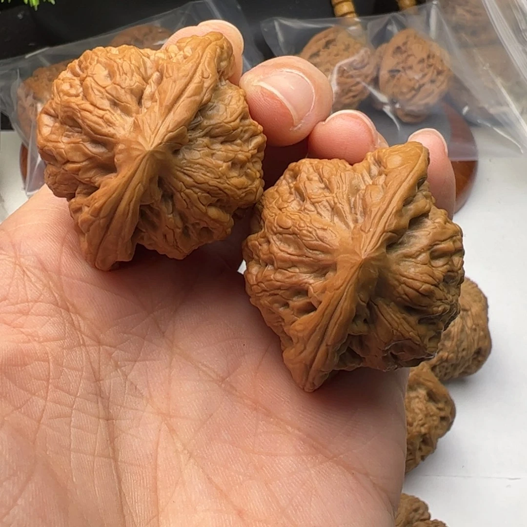 文玩核桃吊坠41金公子