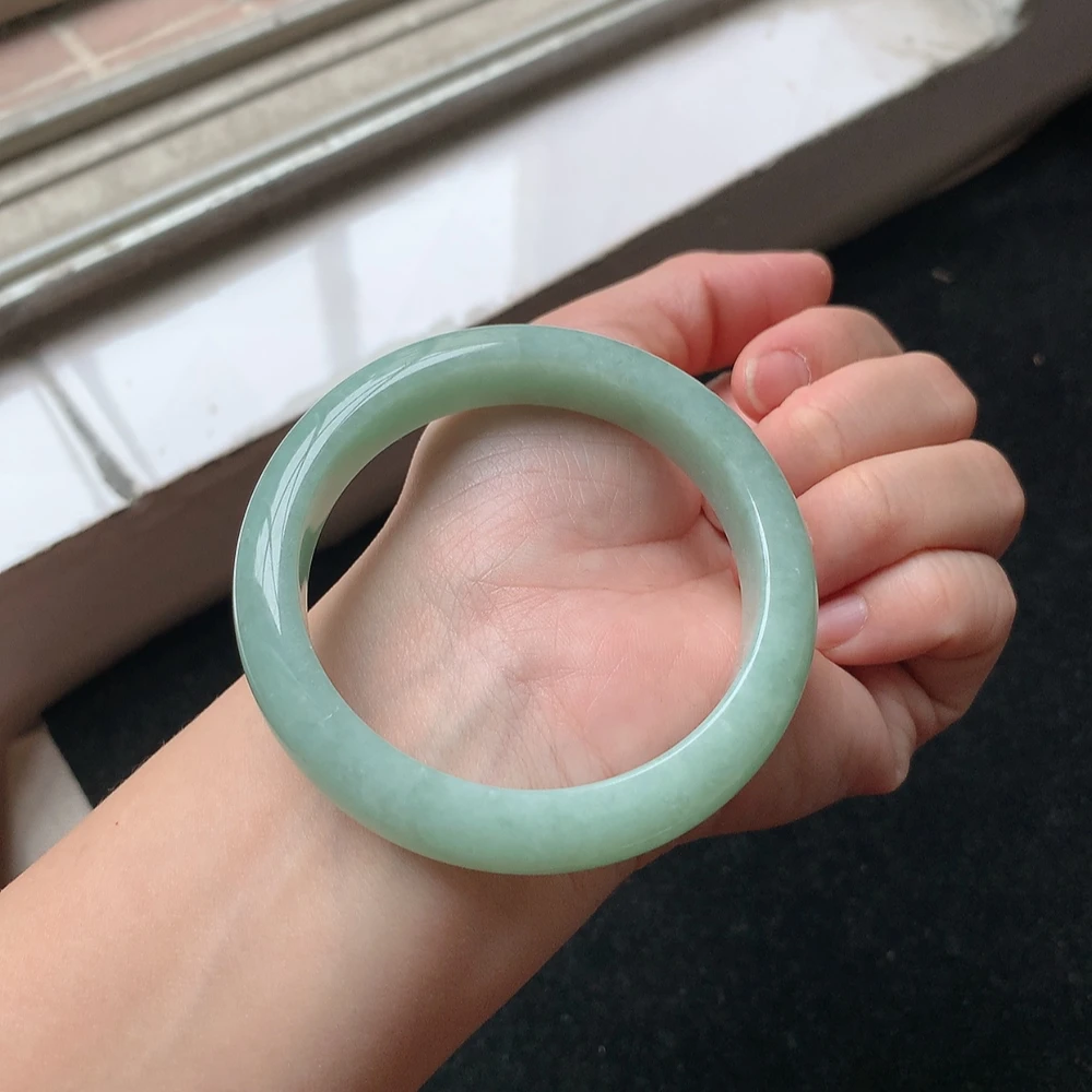 1504号 缅甸天然A货翡翠手镯54/55圈口满色果绿正装手镯