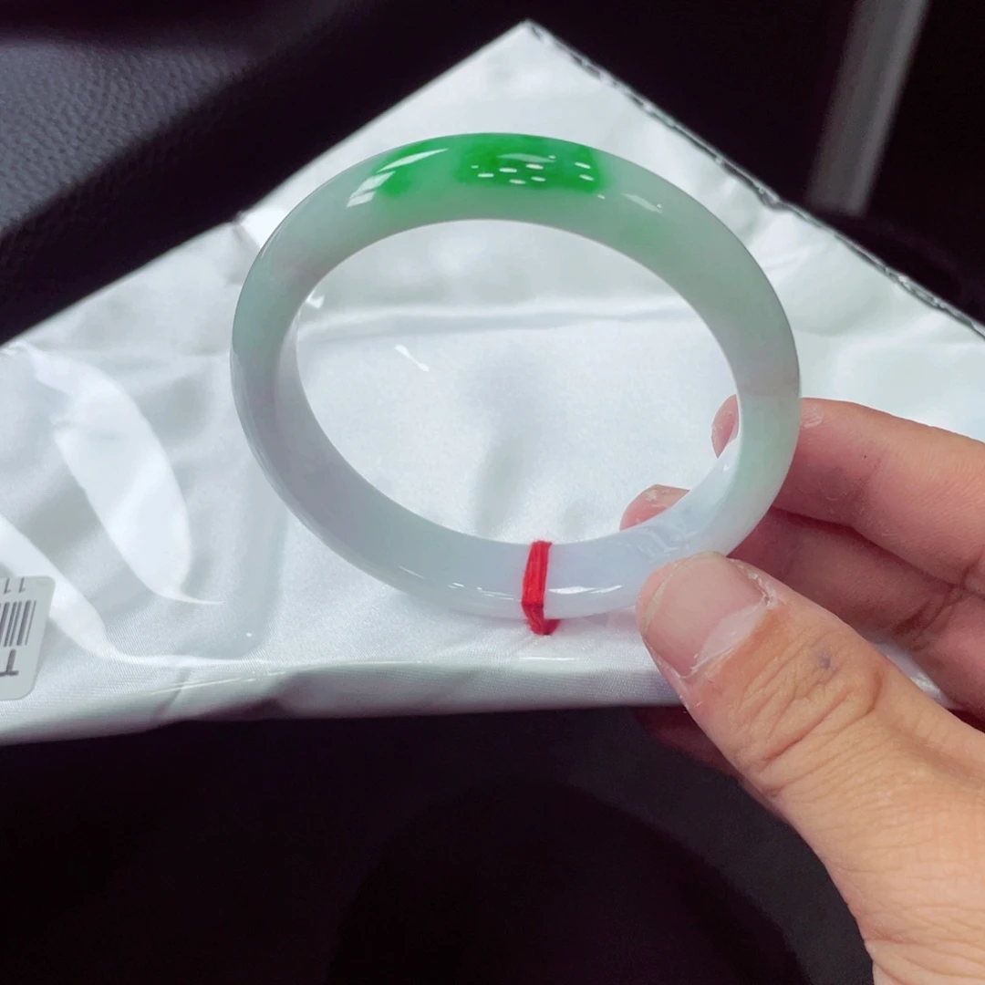 翡翠未镶嵌手镯翡翠