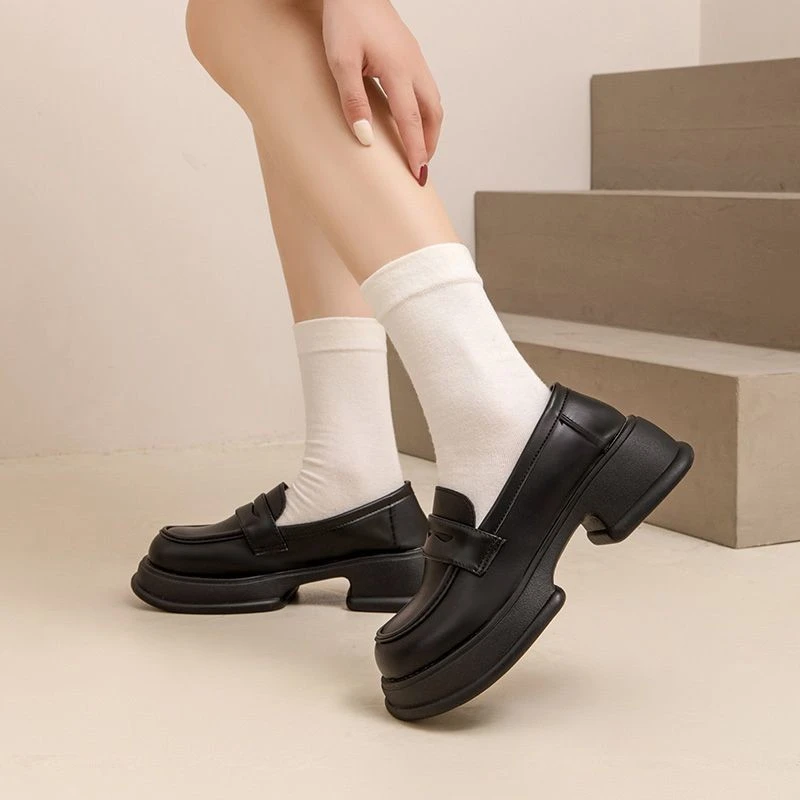 乐福鞋女一脚蹬平底春秋英伦风厚底小皮鞋2024新款黑色单鞋子