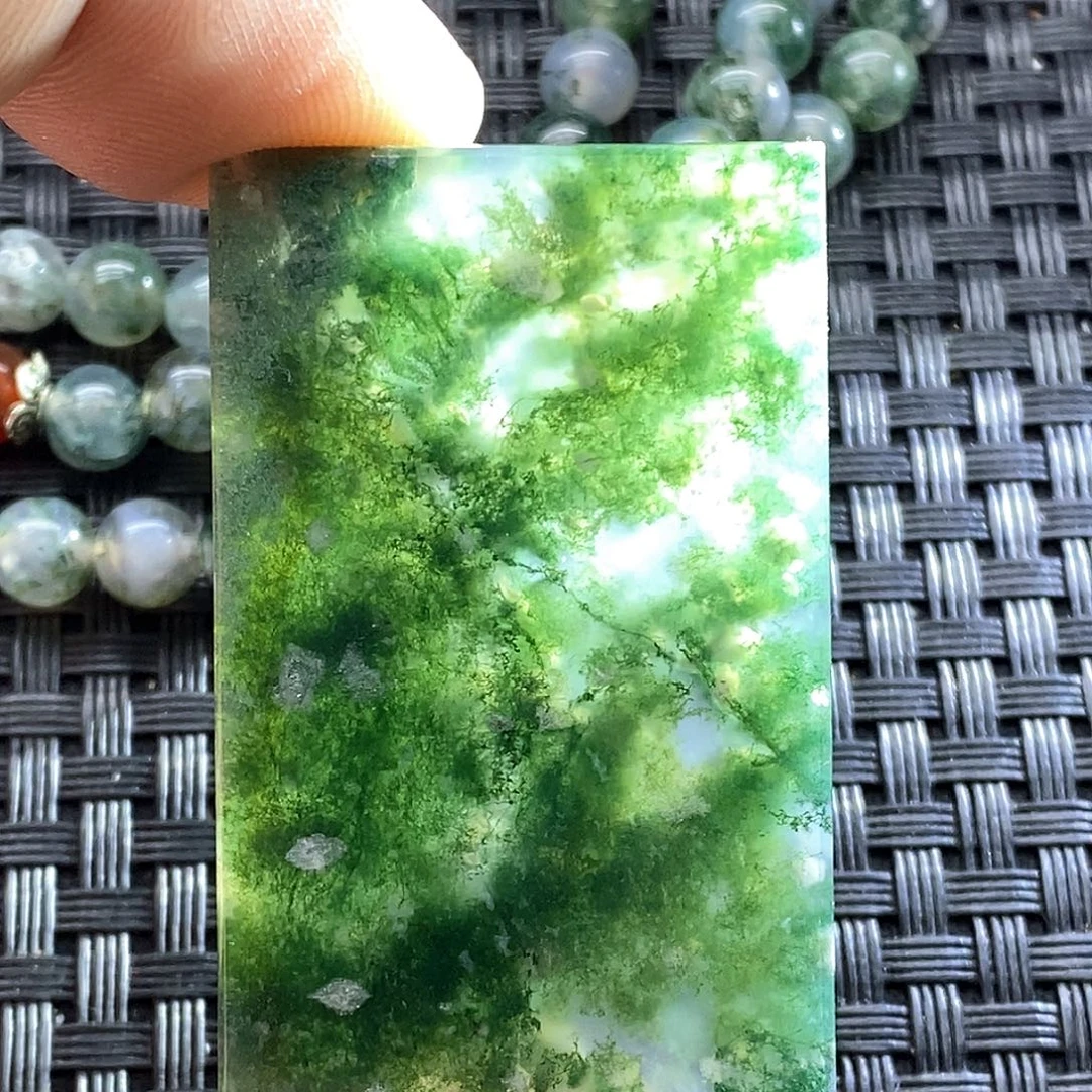 未镶嵌颈饰玛瑙/玉髓落**花