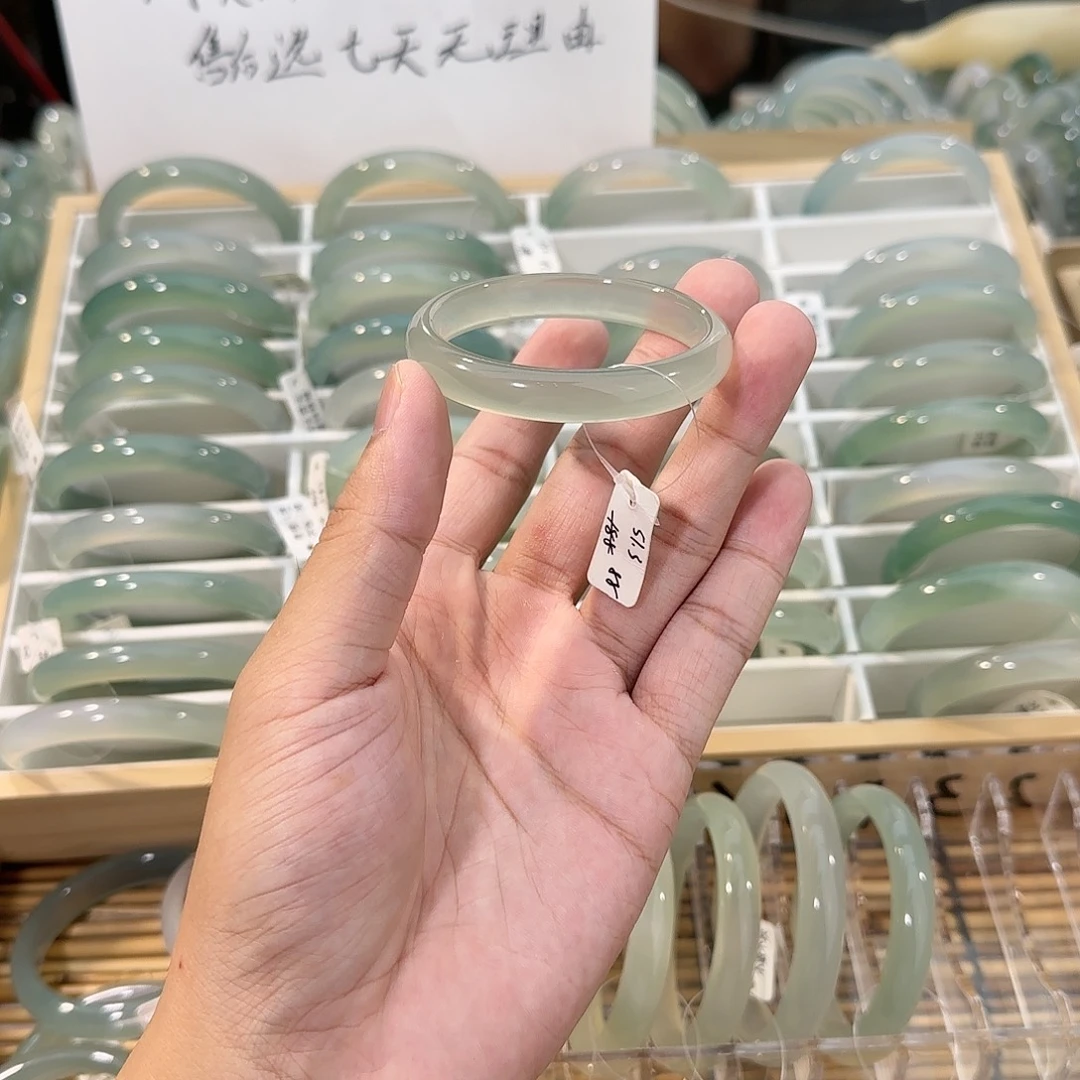 手镯玛瑙/玉髓未镶嵌圈口51.3