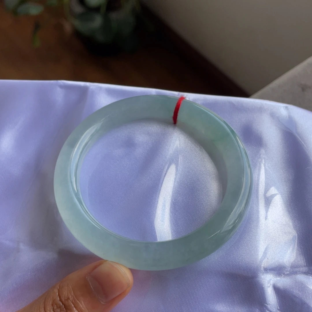 翡翠未镶嵌手镯冰圆