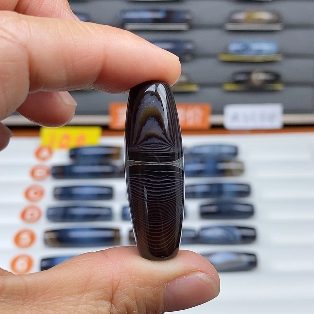 ****️玛瑙/玉髓未镶嵌珠宝半成品