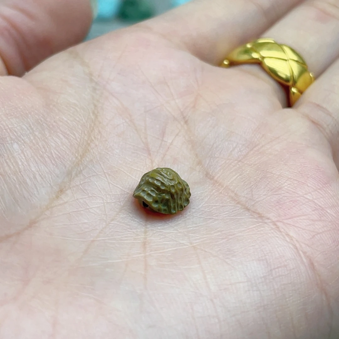 南红玛瑙未镶嵌珠宝奇石