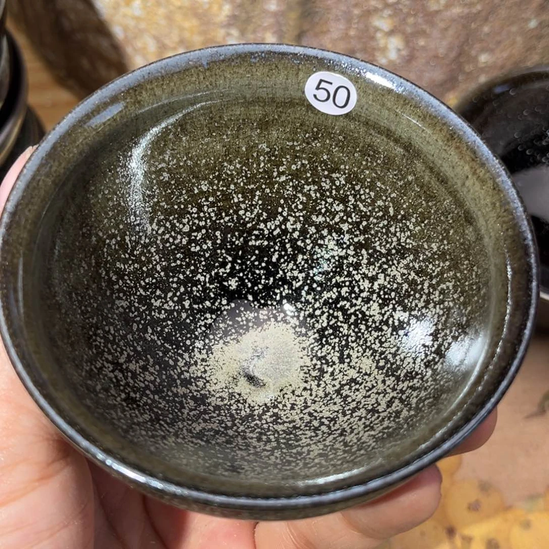 茶盏义兴龙窑坚持真柴烧