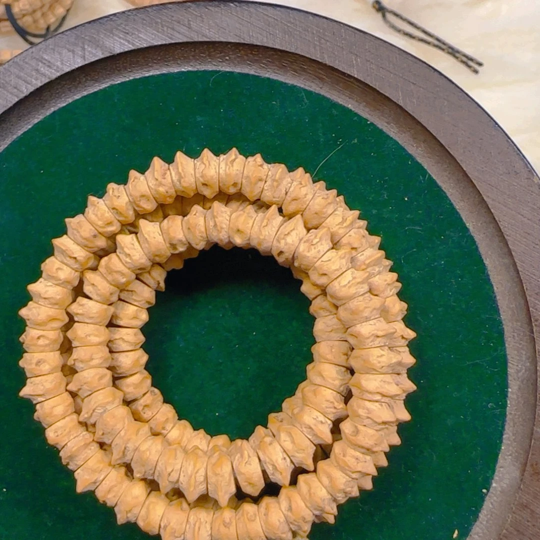 龙****吊坠柏香籽/百香籽