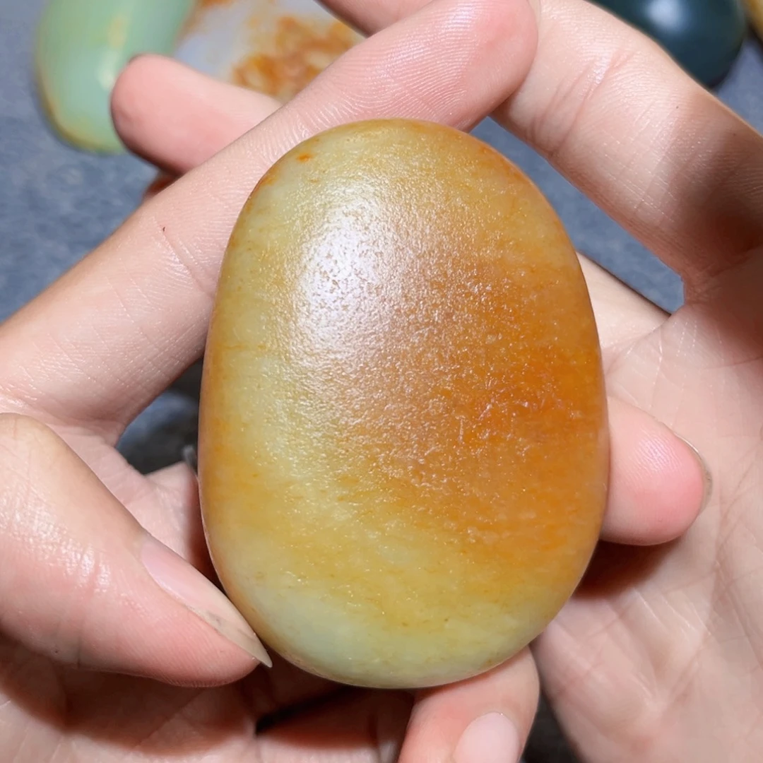 和田玉未镶嵌珠宝奇石