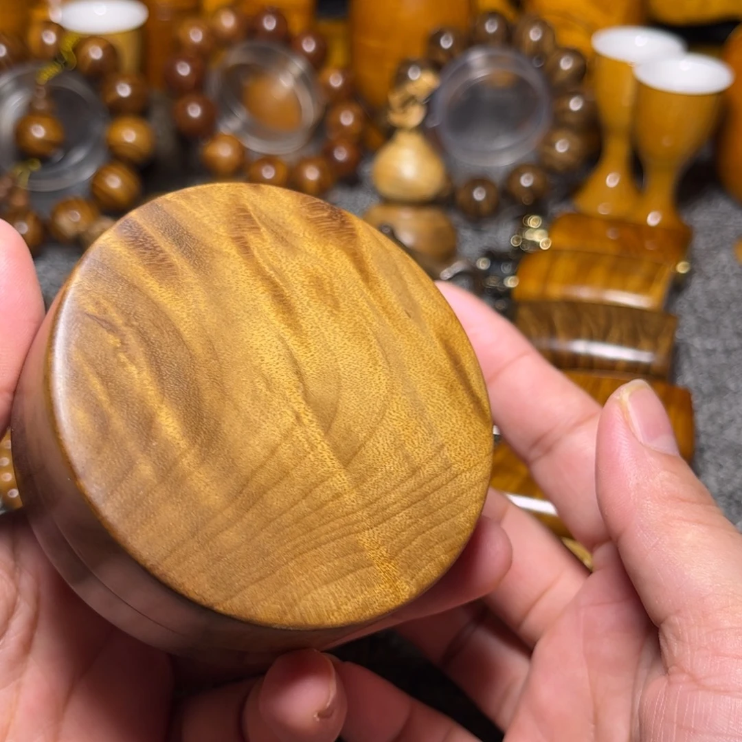 金丝楠阴沉黄精品盒