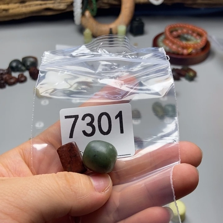 去***风蛇纹石玉未镶嵌项链
