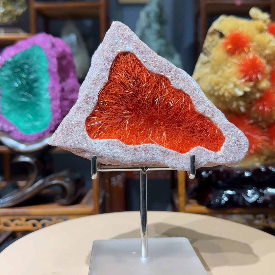 石材巴西草莓晶发晶共生