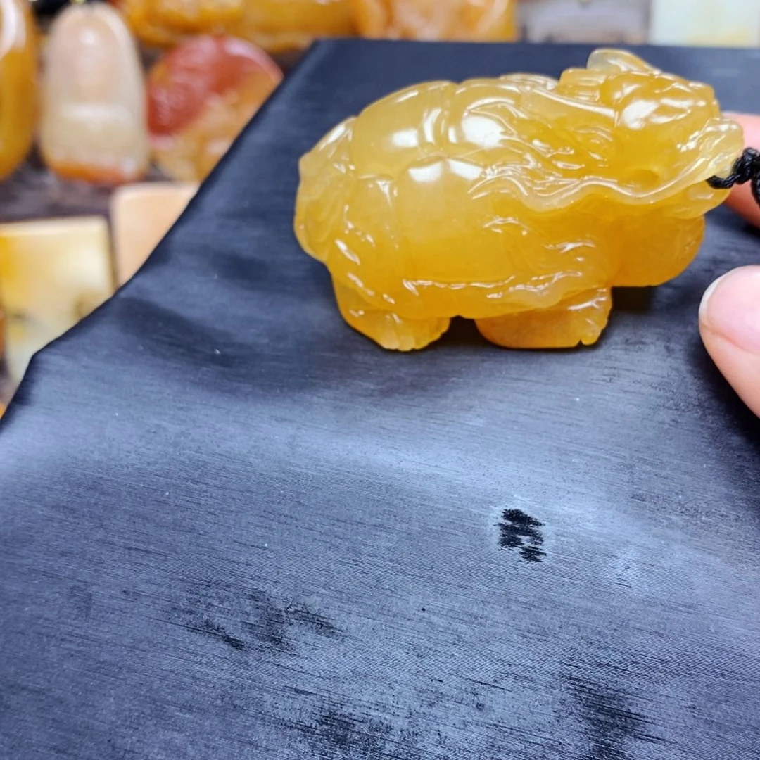 石英质玉颈饰未镶嵌