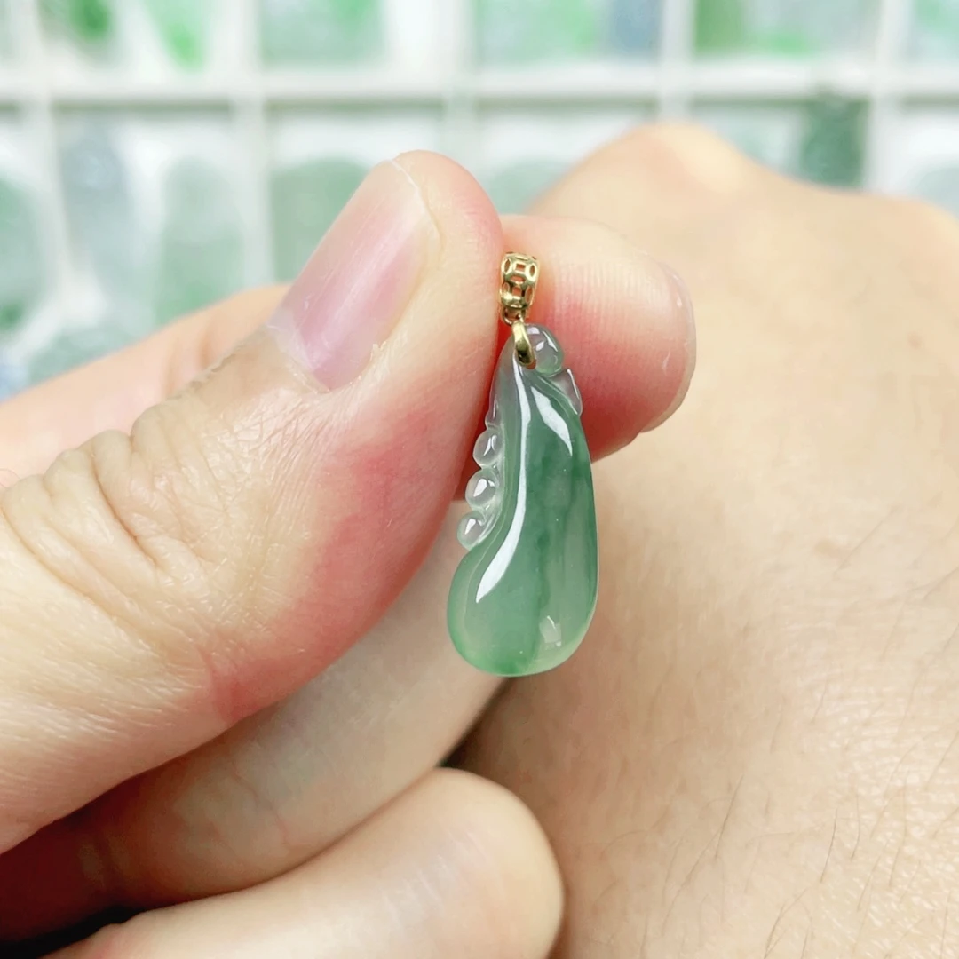 翡翠18K金镶嵌吊坠(不含链)