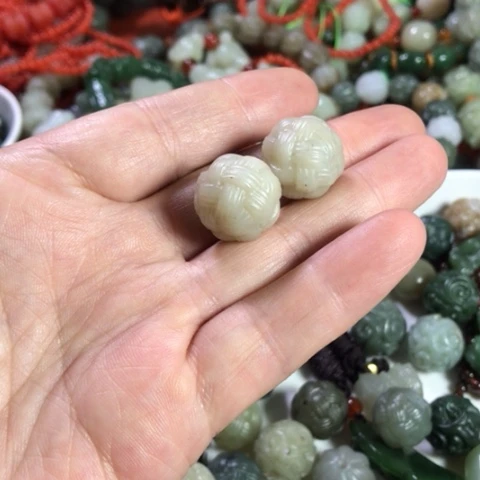 手链未镶嵌和田玉（糖玉）紫**忆