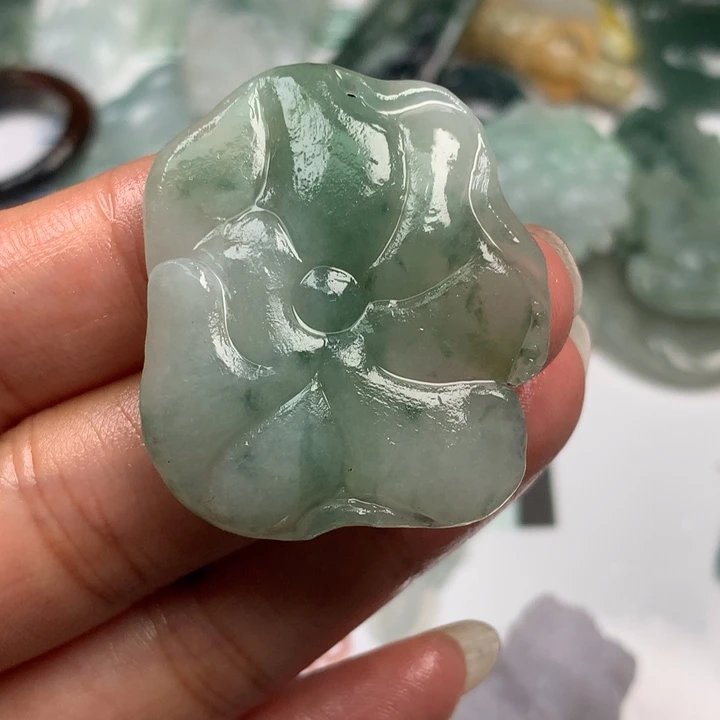 定制翡翠未镶嵌翡翠