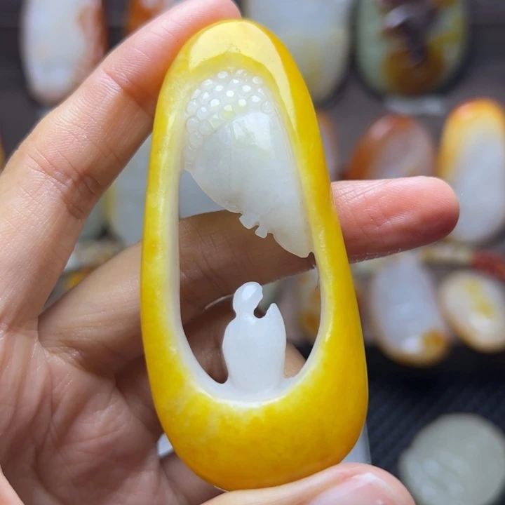 和田玉未镶嵌颈饰