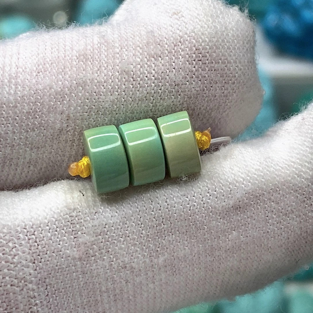 绿松石未镶嵌天然原矿 地大质检6.9mm