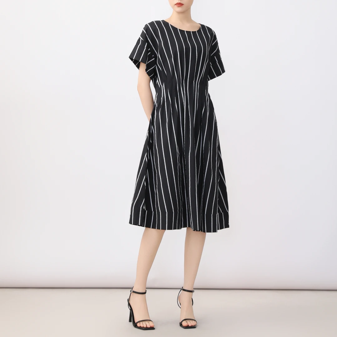 GIRDEAR/哥弟夏季时尚简约百搭显瘦宽松条纹女装连衣裙1500108