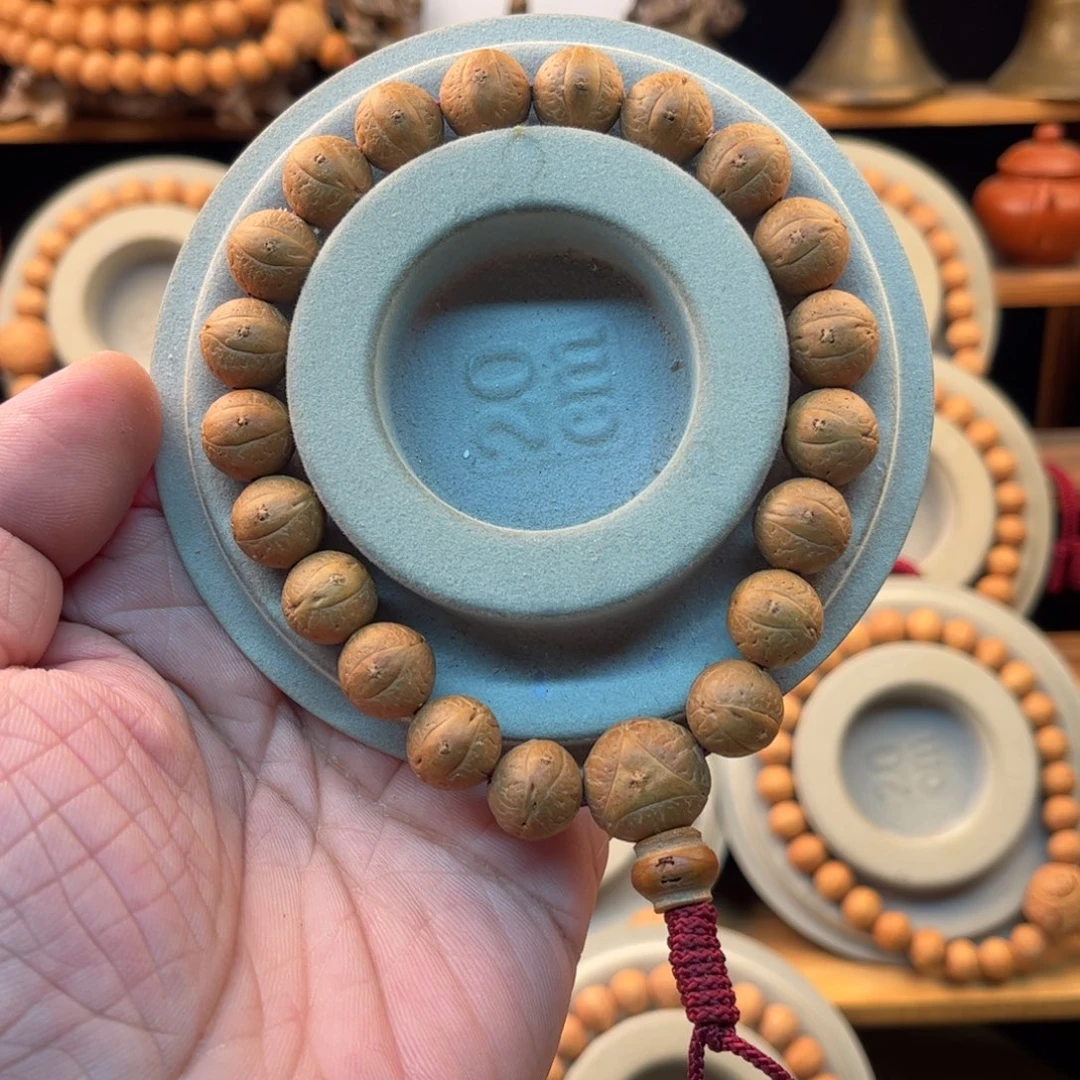 凤眼菩提吊坠12毫米粉红皮同树籽超级大眼萌