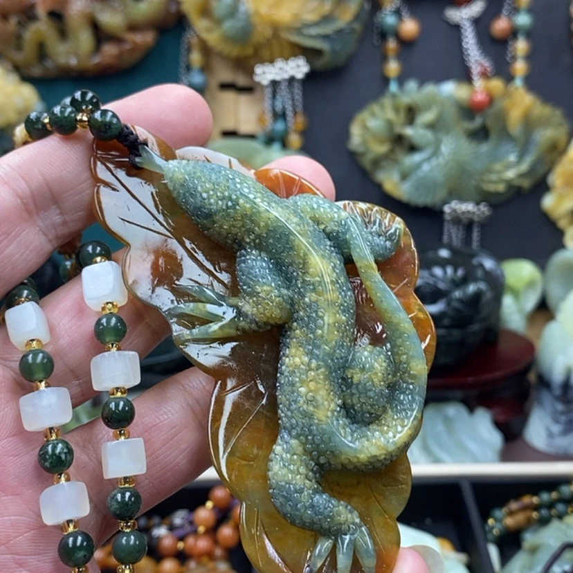 【闪购商品】蛇纹石玉未镶嵌岫玉吊坠