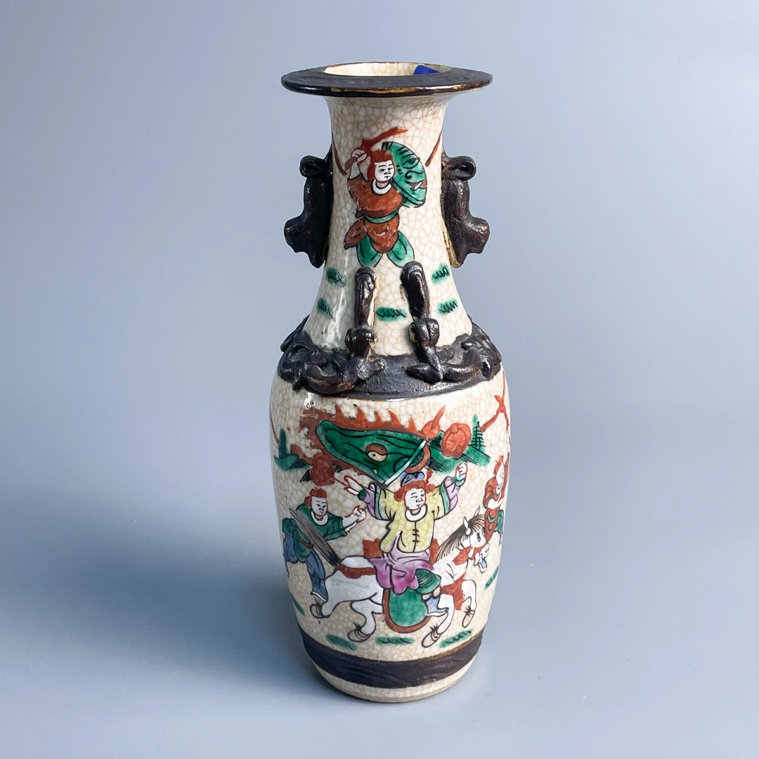 M25LL005E66 - 晚清仿哥釉铁骨泥刀马人物故事盘螭龙瓶2