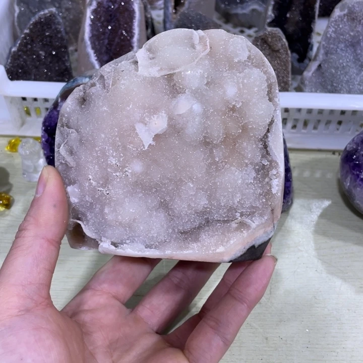 紫晶水晶摆件未镶嵌