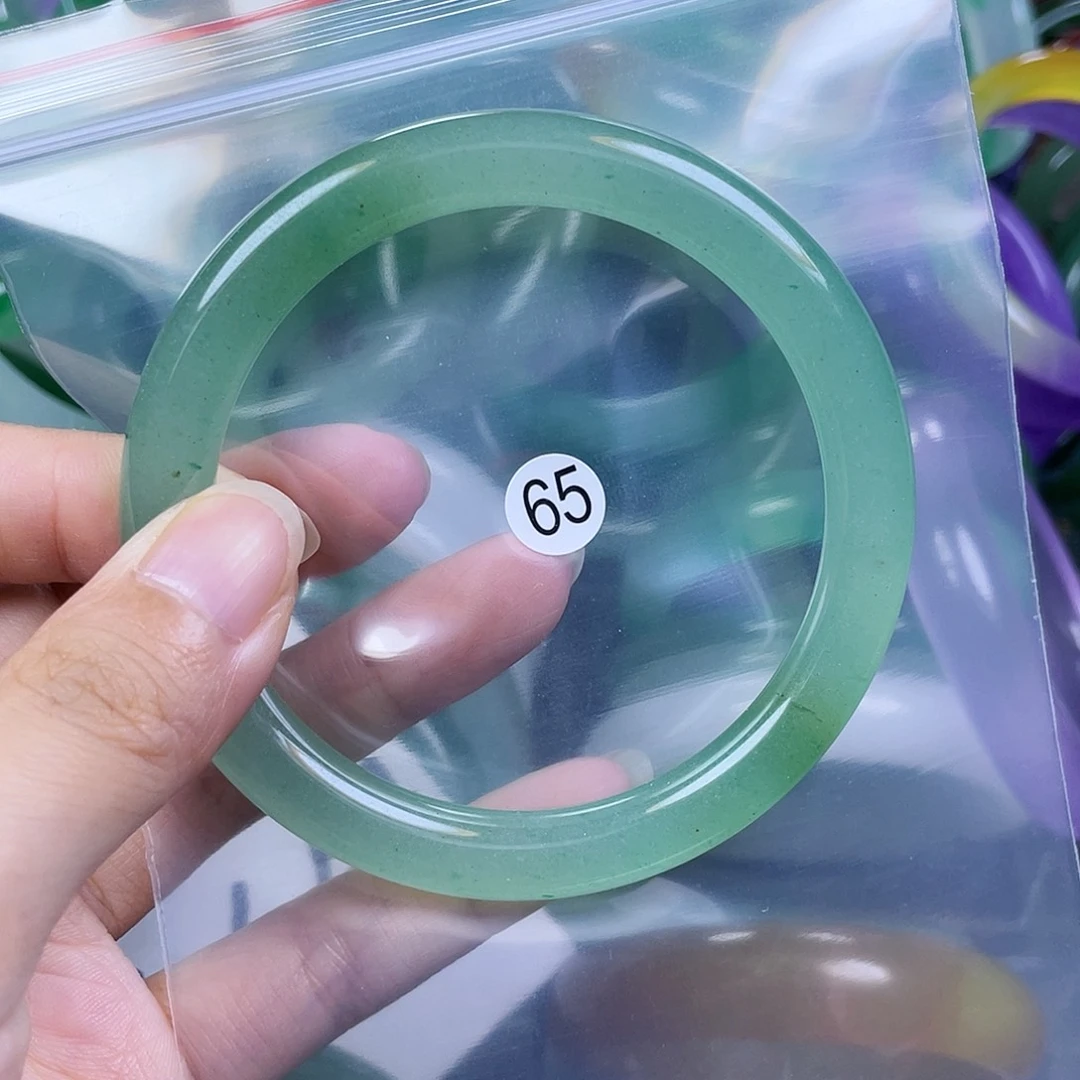 石英质玉手镯未镶嵌6061