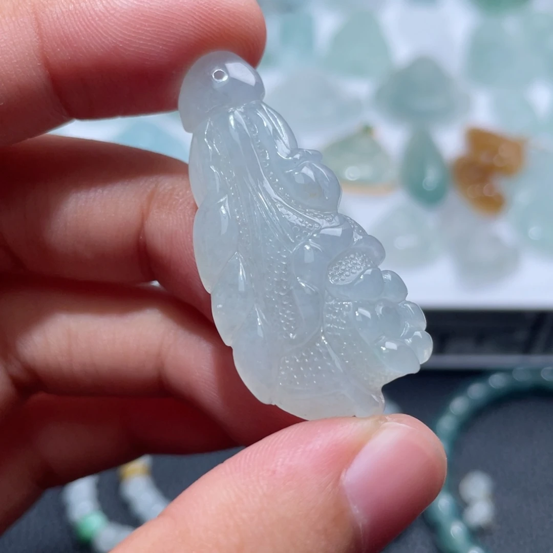 定制翡翠未镶嵌翡翠