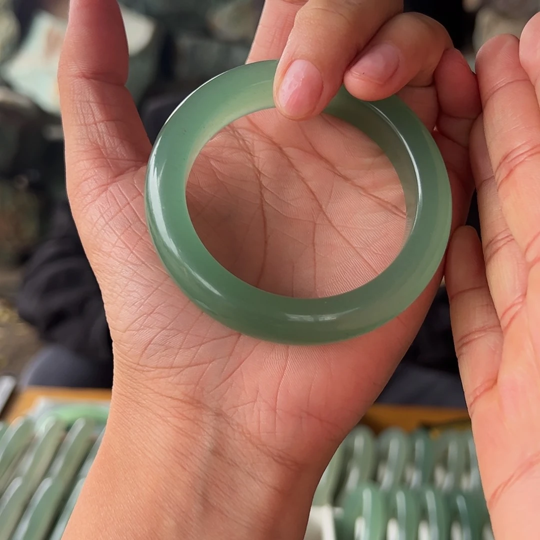 绿东陵冰晴水手镯