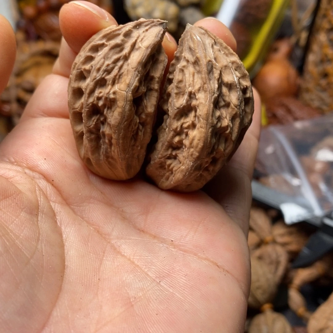 文玩核桃吊坠核桃半壁126