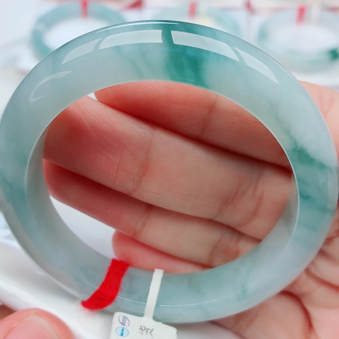 翡翠未镶嵌手镯天然翡翠手镯