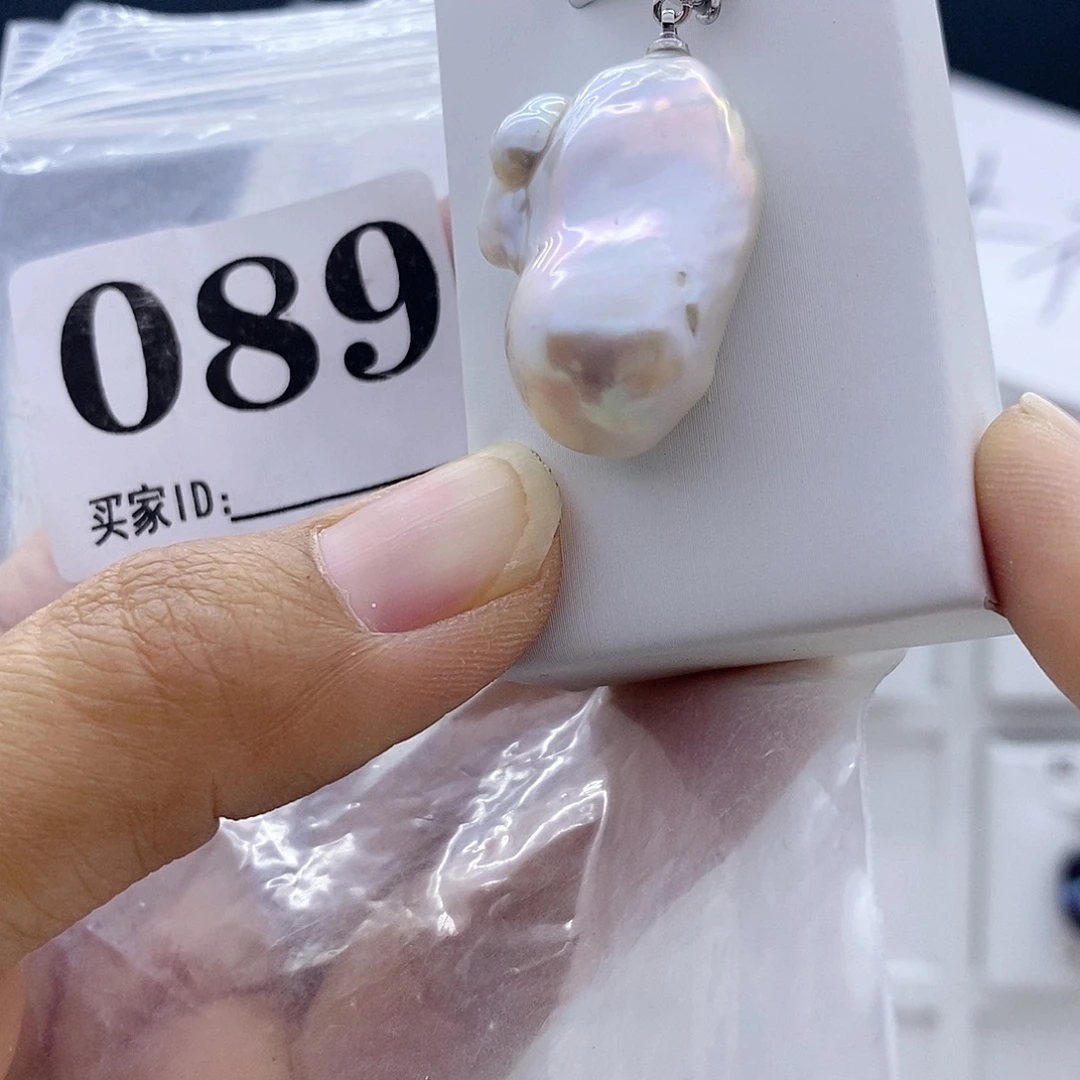 钛钢颈饰淡水珍珠