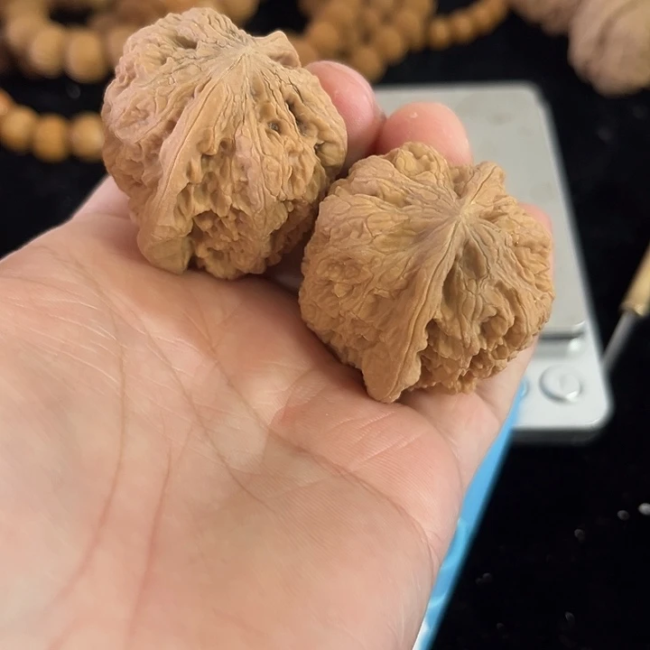 文玩核桃把件38左右练手将军膀，编号027