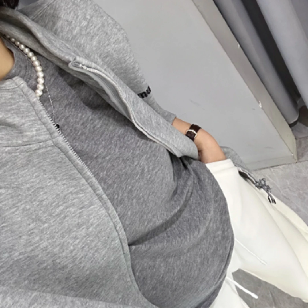 NZB 字母拉链卫衣外套