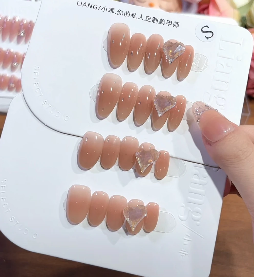 【奶茶灰】高端 纯手工 定制 穿戴甲 轻奢美甲显白气质穿戴式