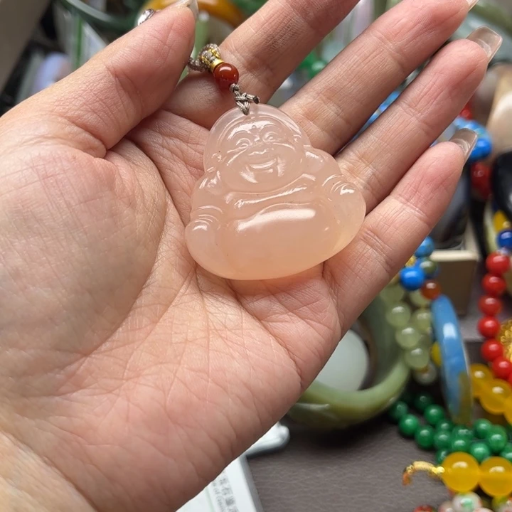 石英质玉颈饰未镶嵌