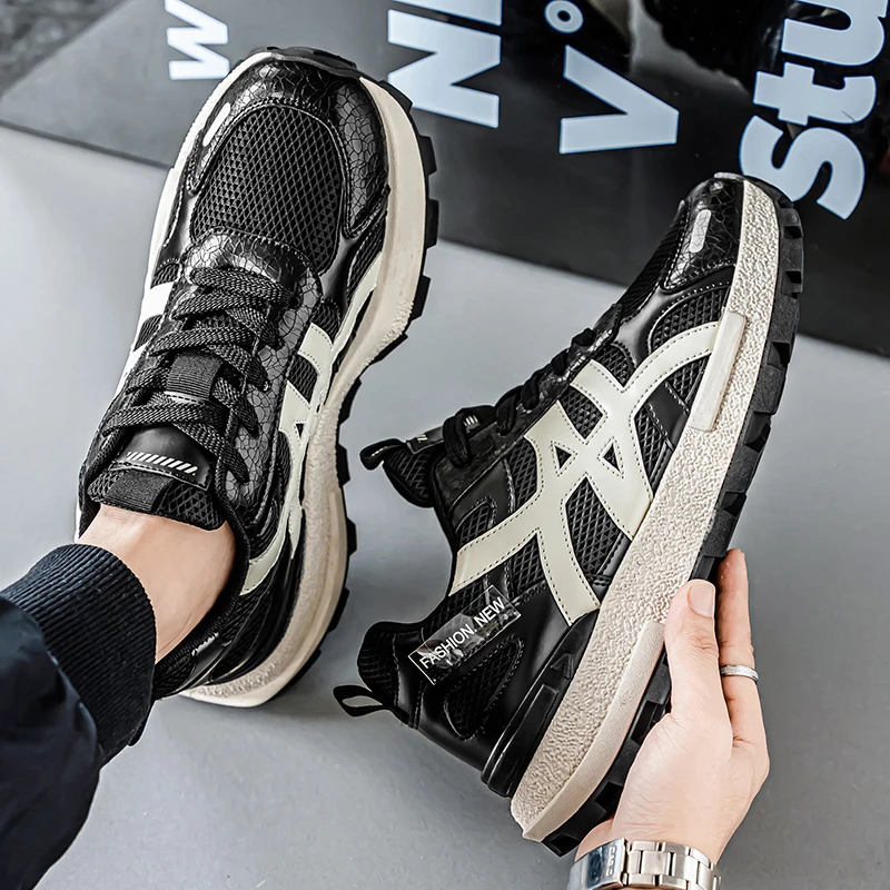 男鞋2025秋季新款舒适潮流爆款轻便增高透气网面阿甘鞋休闲运动鞋